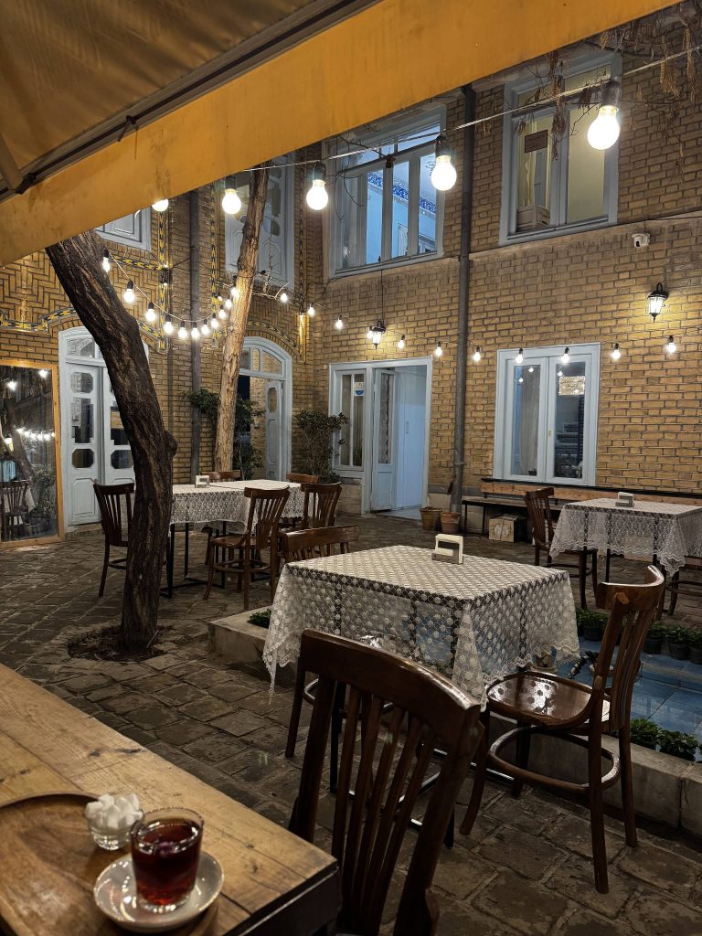 بهترین کافه در نزدیکی حرم